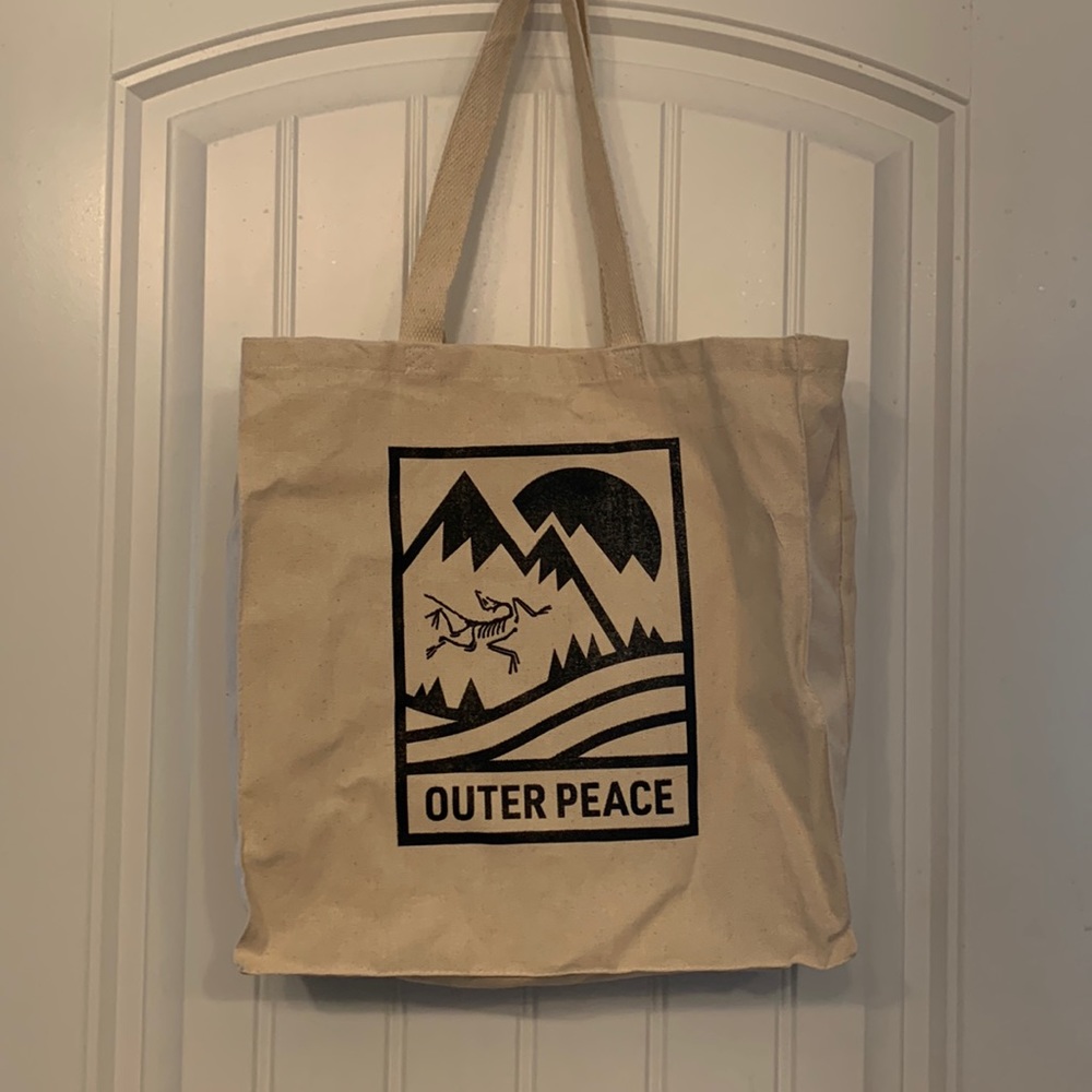 Arc’teryx Outer Peace Reusable Bag
